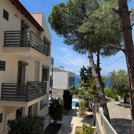 Δωμάτια σε οικογενειακή κατοικία Levon *
